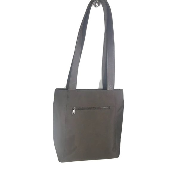 Tignanello Leather Front Pocket Shoulder Handbag Purse Women’s - Picture 3 of 10